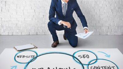 Illustration of a freelancer building their personal brand online in 2025 using digital tools, content, and scalable systems.