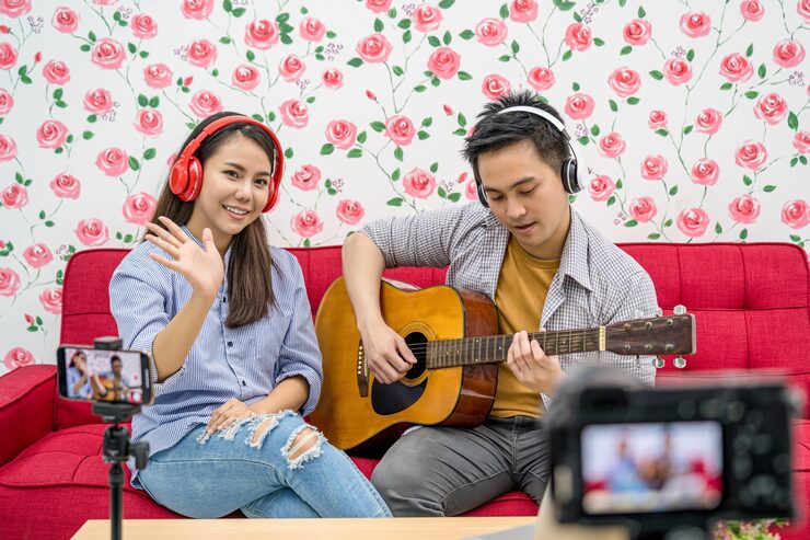 Copying a YouTube video link for MP3 conversion.
